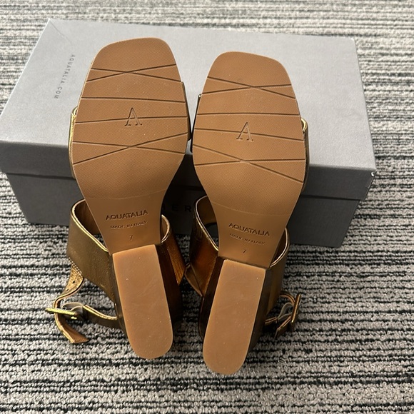 🔥🔥🔥Aquatalia Metallic Gold Leather Sandals Heels Size 7 - Picture 11 of 15